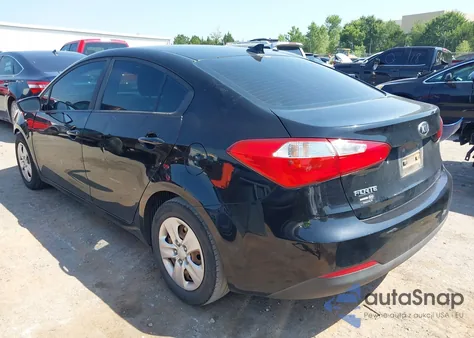 2016 Kia Forte Lx z USA, uszkodzony, nr VIN KNAFK4A65G5591225